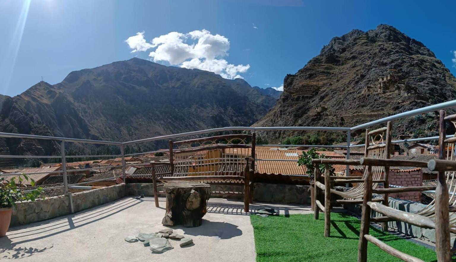 Intikilla Hostal Ollantaytambo Exterior photo